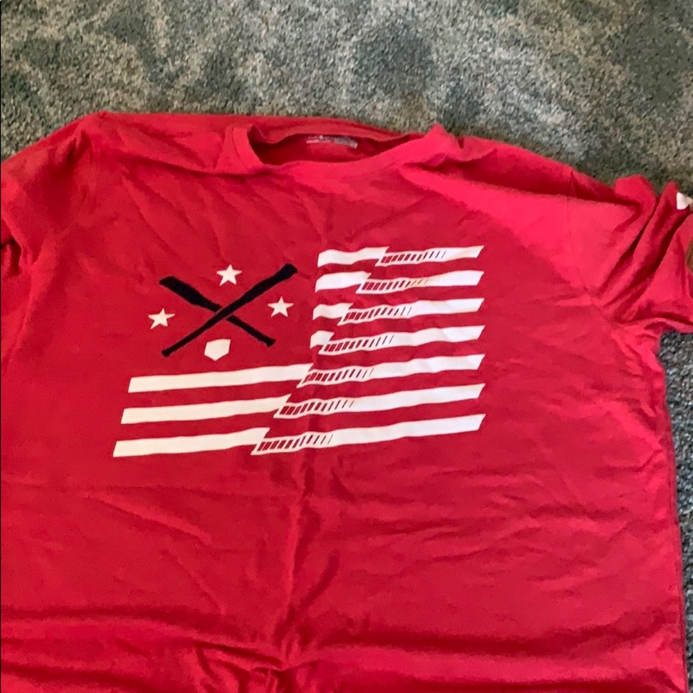 Under armour t shirt